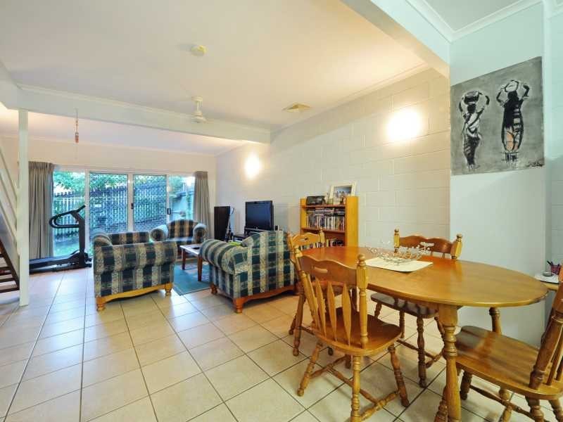 Unit 6/5 Eshelby Drive, Cannonvale QLD 4802