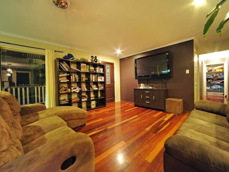 30 Sandpiper Crescent, Jubilee Pocket QLD 4802