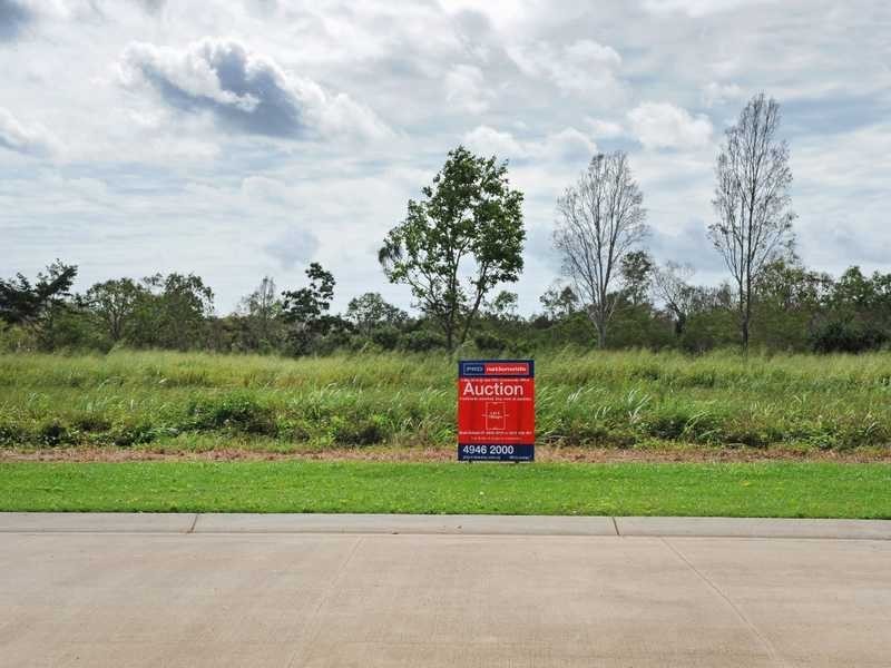 Off Parkers Rd Mountain Breeze, Cannonvale QLD 4802