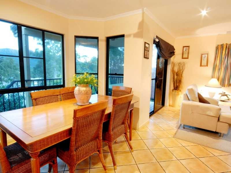 Unit 1/13 Macarthur Drive, Cannonvale QLD 4802