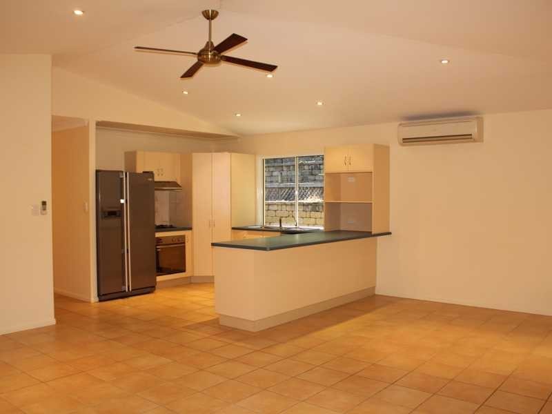 65 Namanula Drive, Flametree QLD 4802