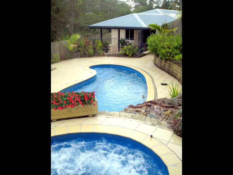 65 Namanula Drive, Flametree QLD 4802