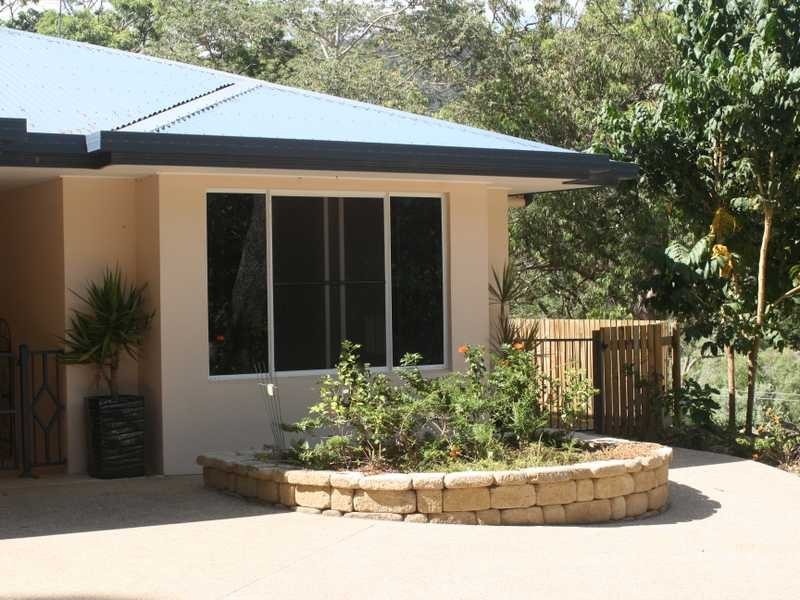 65 Namanula Drive, Flametree QLD 4802