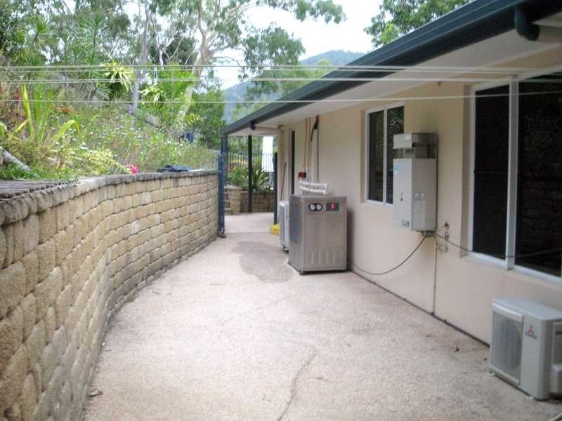 65 Namanula Drive, Flametree QLD 4802