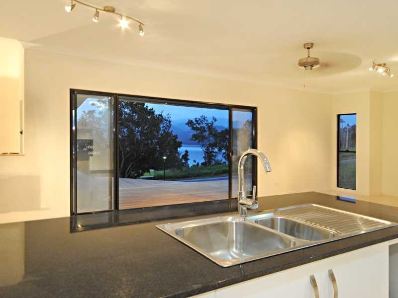 28 Beth Court, Cannonvale QLD 4802