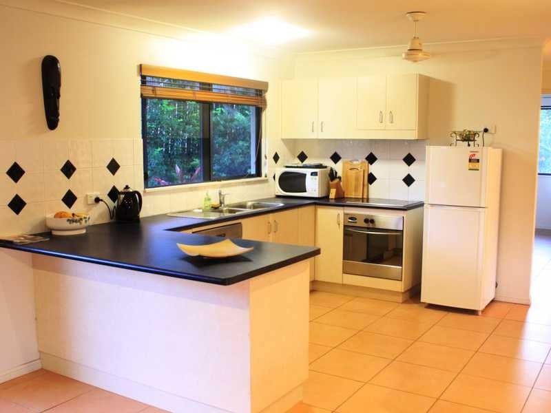 26 Banksia Court, Cannonvale QLD 4802