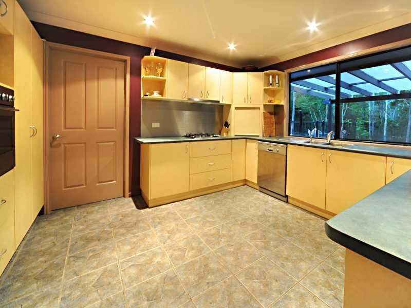 61 Parkwood Terrace, Cannonvale QLD 4802