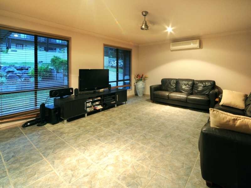 61 Parkwood Terrace, Cannonvale QLD 4802