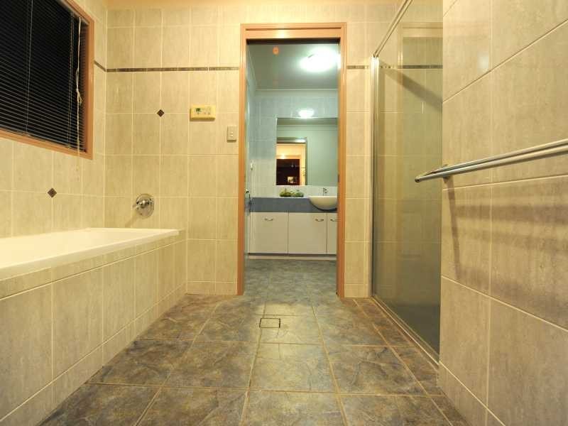 61 Parkwood Terrace, Cannonvale QLD 4802