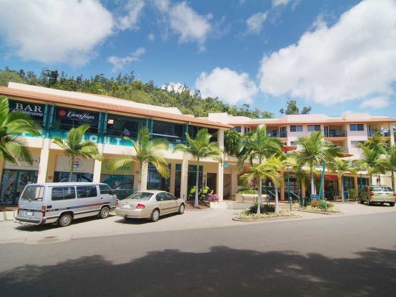 Shop 6/115 Shingley Drive, Airlie Beach QLD 4802