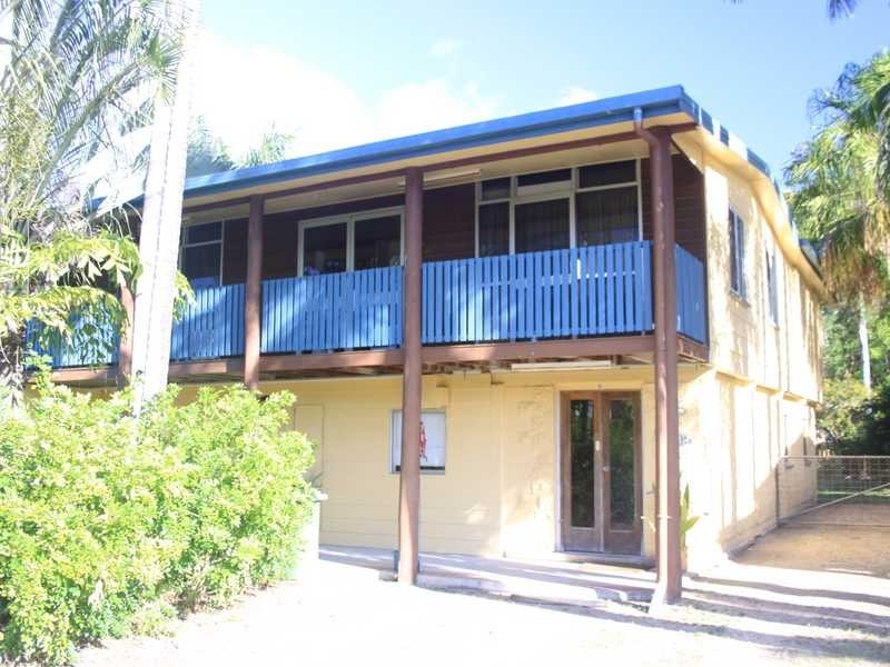 6 Schnapper Street, Cannonvale QLD 4802