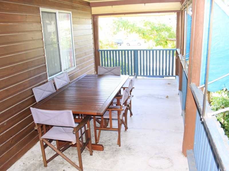 6 Schnapper Street, Cannonvale QLD 4802
