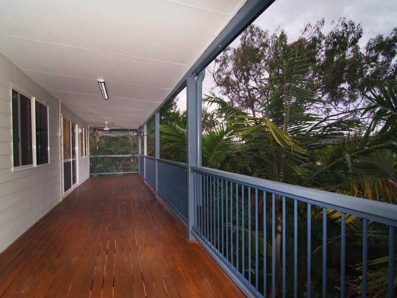 20 Country Road, Cannonvale QLD 4802