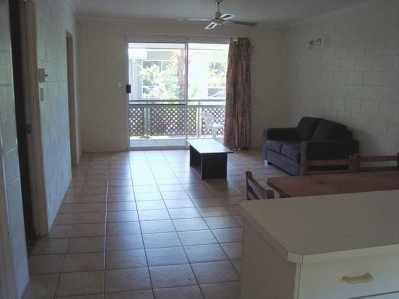 Unit 12/14 Island Drive, Cannonvale QLD 4802