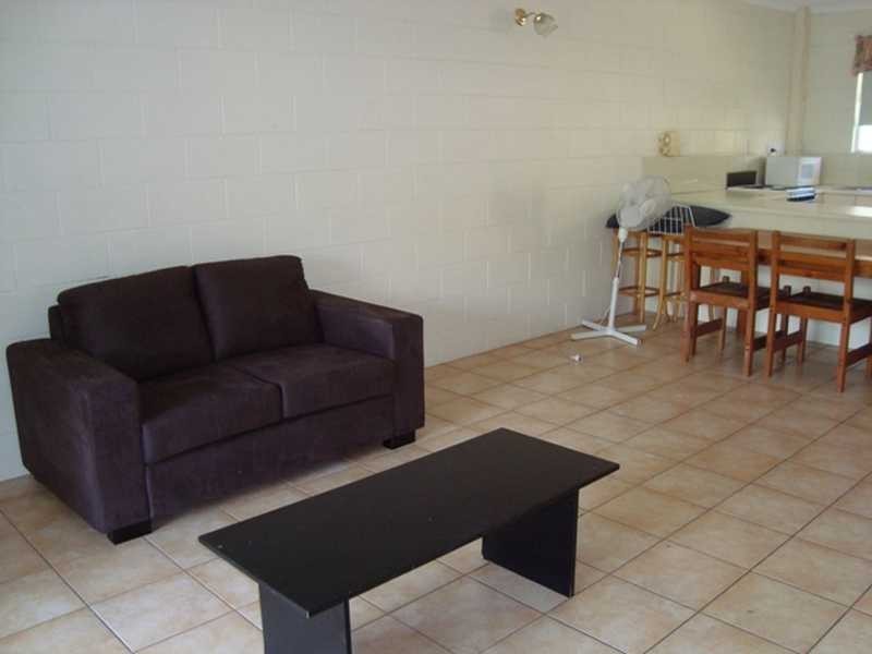 Unit 12/14 Island Drive, Cannonvale QLD 4802