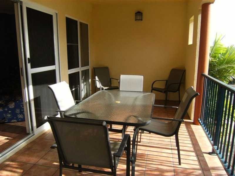 Unit 14/20 Island Drive, Cannonvale QLD 4802