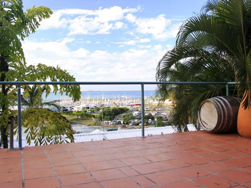 2 Airlie Crescent, Airlie Beach QLD 4802