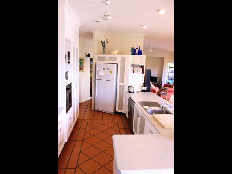 2 Airlie Crescent, Airlie Beach QLD 4802