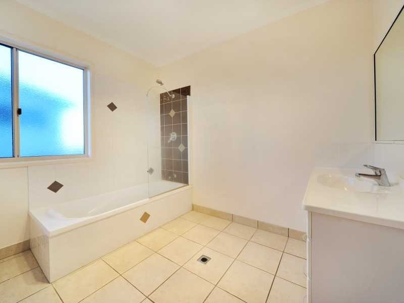 Lot 9/14 Hamilton Avenue, Cannonvale QLD 4802