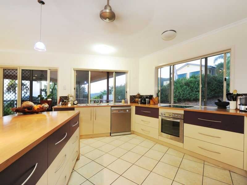 Lot 9/14 Hamilton Avenue, Cannonvale QLD 4802
