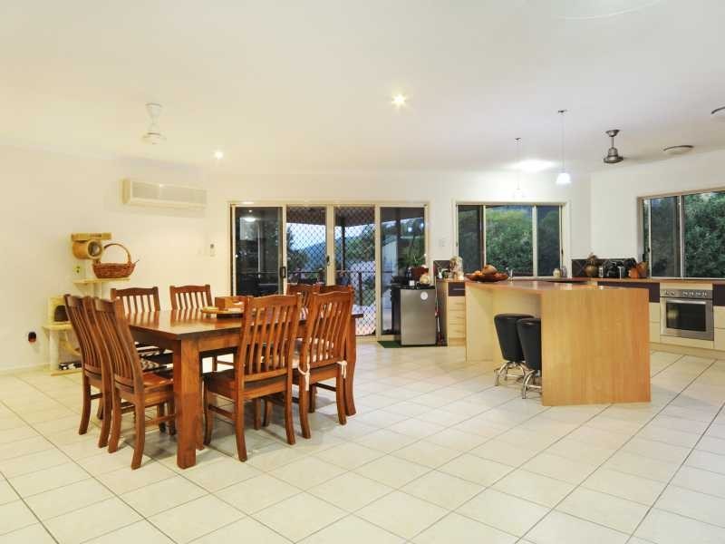 Lot 9/14 Hamilton Avenue, Cannonvale QLD 4802