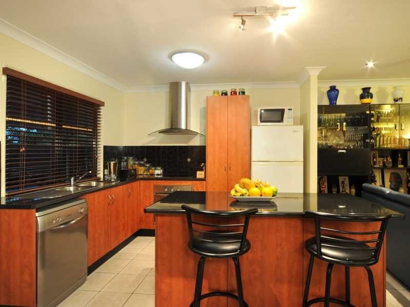 27 Banksia Court, Cannonvale QLD 4802