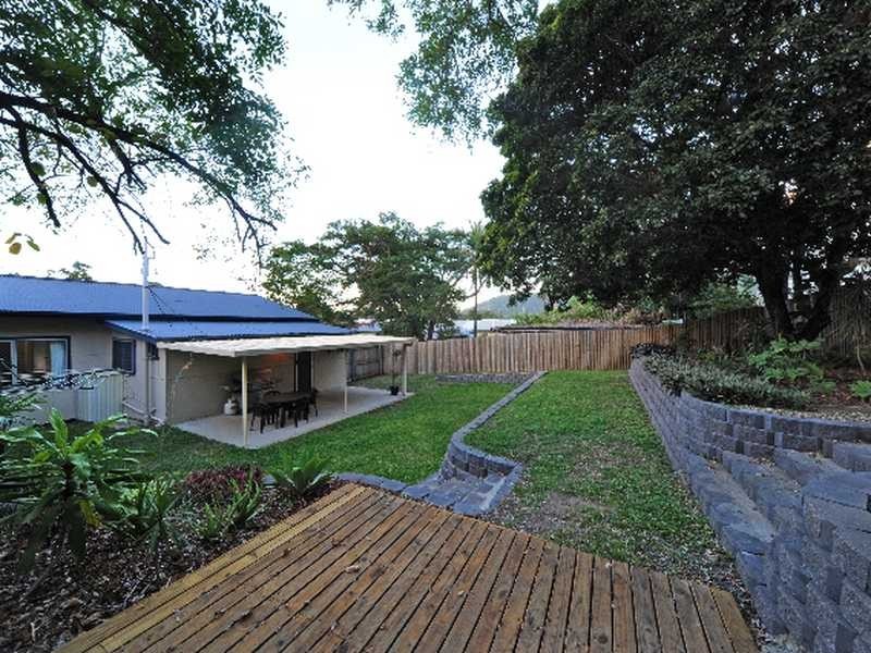 170 Shute Harbour Road, Cannonvale QLD 4802
