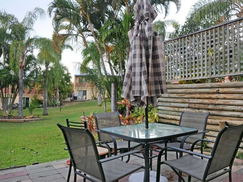 Unit 16/11 Island Drive, Cannonvale QLD 4802