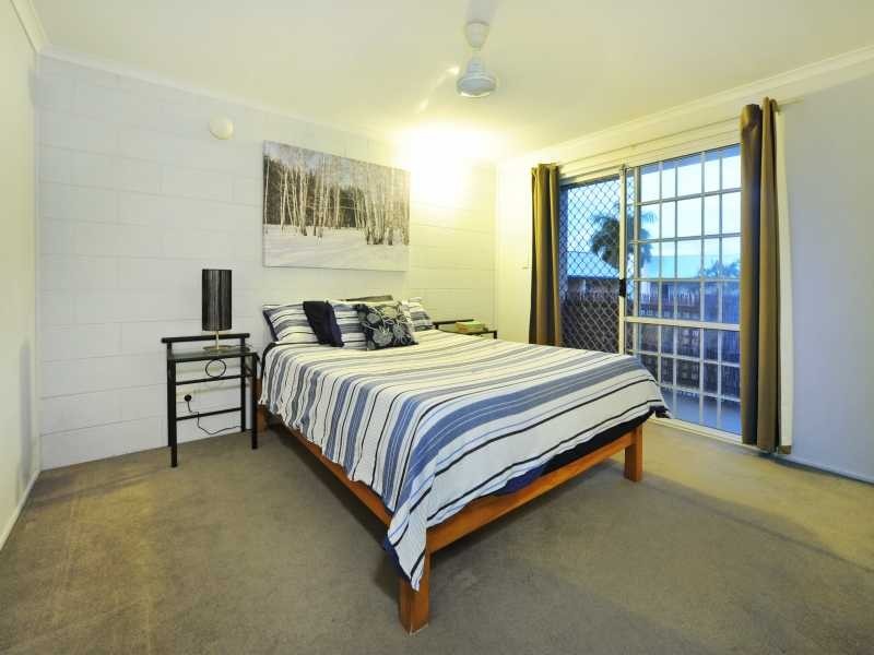 Unit 16/11 Island Drive, Cannonvale QLD 4802