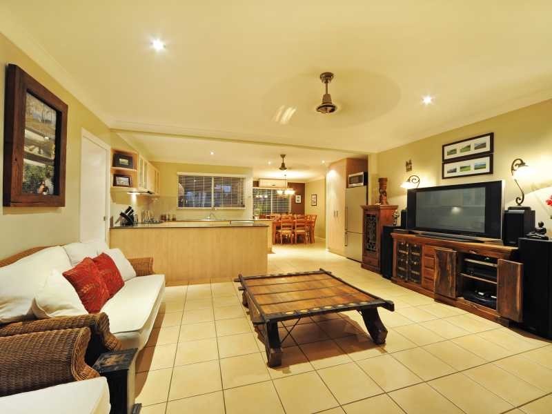 43 Country Road, Cannonvale QLD 4802