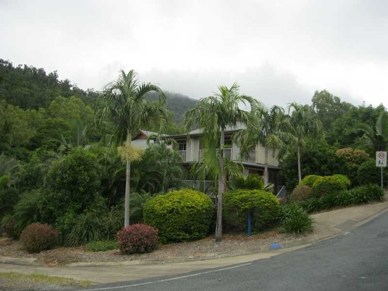 Unit 1/36 Waterson Way, Airlie Beach QLD 4802