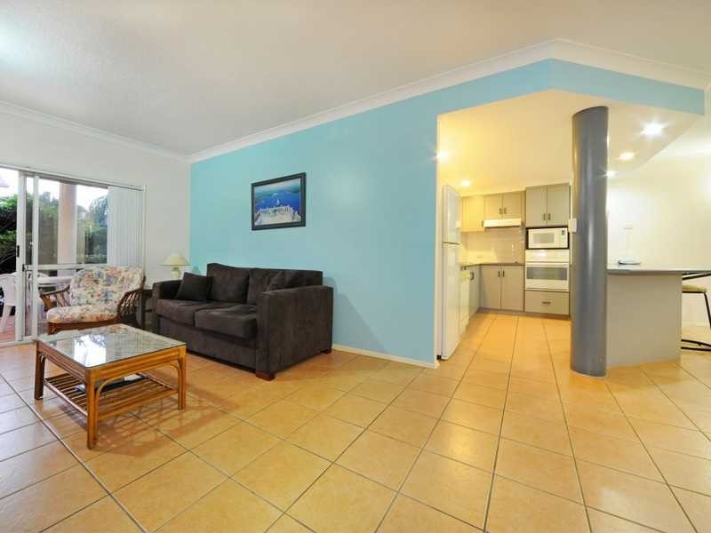 Unit 1/24 Pandanus Drive, Cannonvale QLD 4802