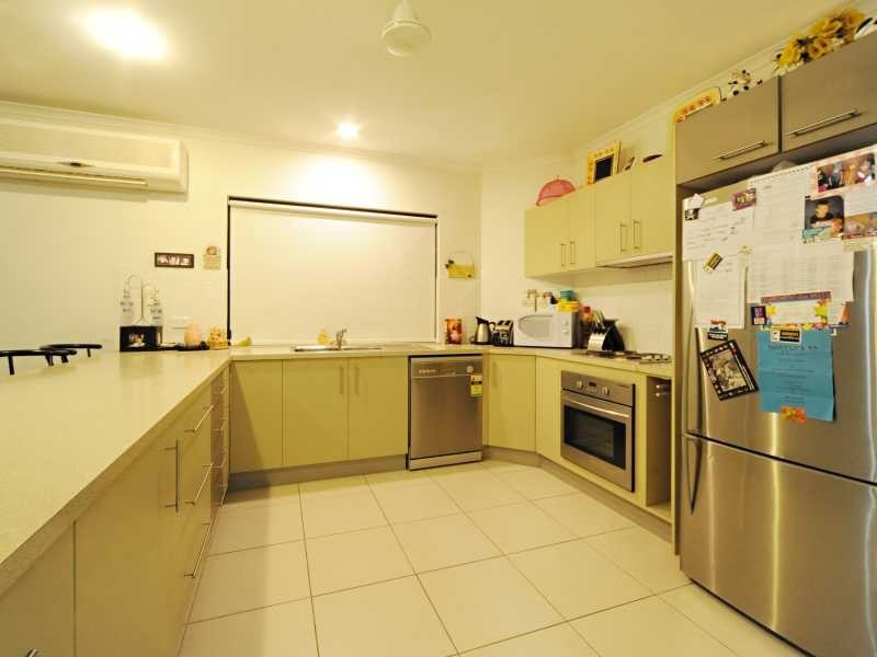 83 Abell Road, Cannonvale QLD 4802
