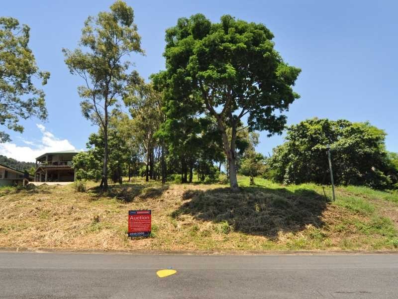 14 Woodwark Crescent, Cannonvale QLD 4802