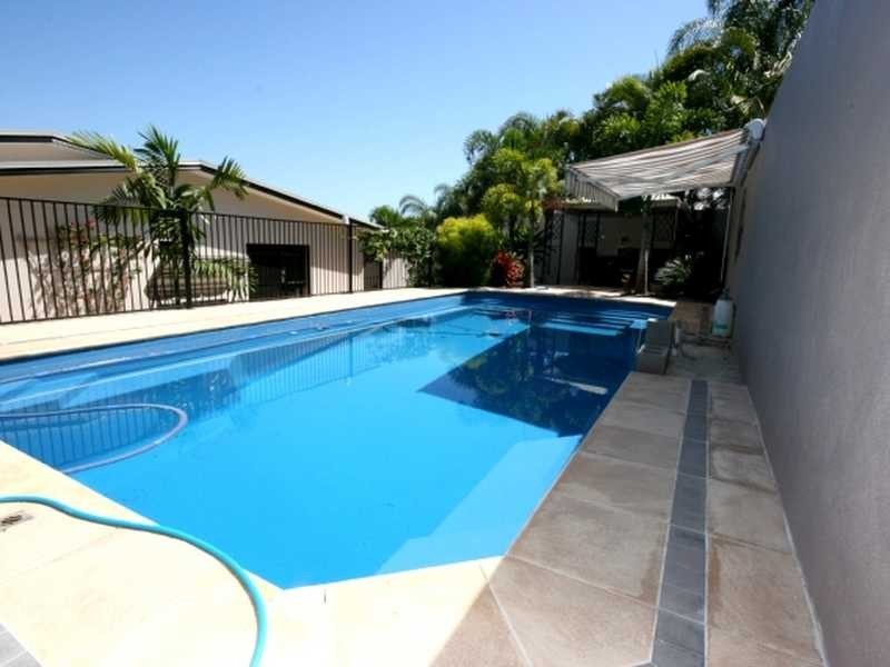 5 Whitehaven Crescent, Cannonvale QLD 4802