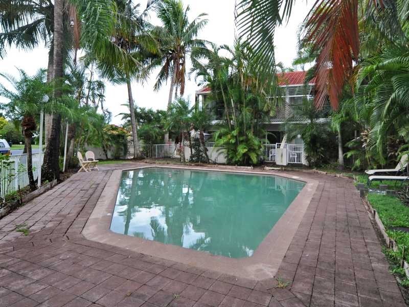 Unit 5/9 Erromango Drive, Jubilee Pocket QLD 4802