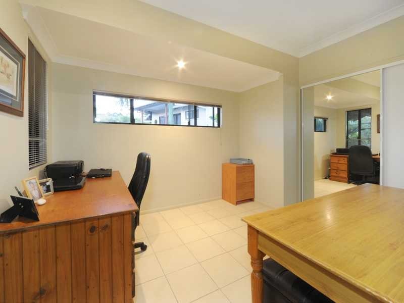 Unit 8/14 Altman Avenue, Cannonvale QLD 4802