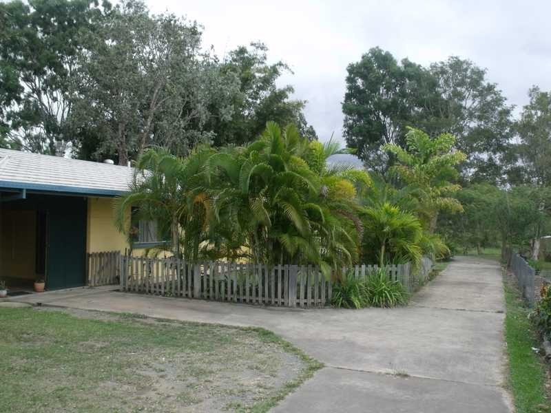 93 Shute Harbour Road, Cannonvale QLD 4802