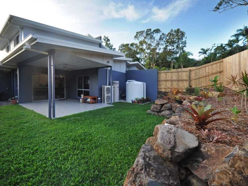 Unit 2/6 Raddle Court, Cannonvale QLD 4802