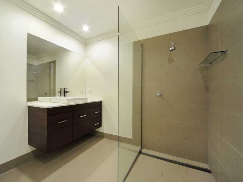 Unit 2/6 Raddle Court, Cannonvale QLD 4802