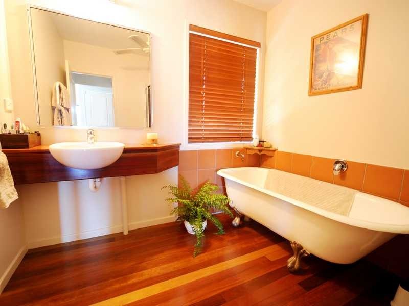 5 Mazlin Street, Airlie Beach QLD 4802