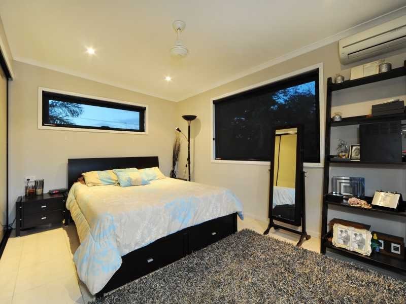 12 Ocean View Avenue, Airlie Beach QLD 4802