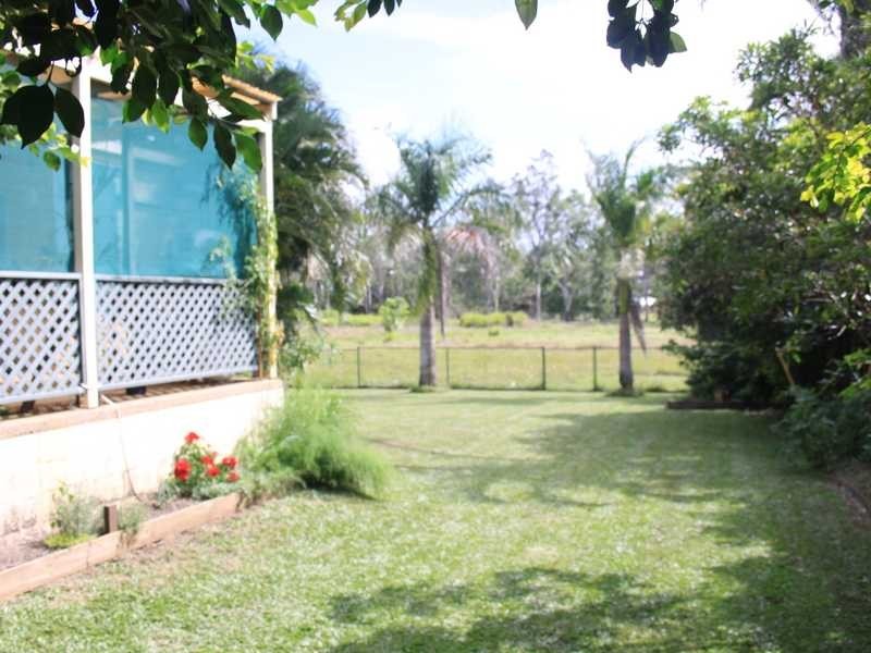 16 Valley Drive, Cannonvale QLD 4802