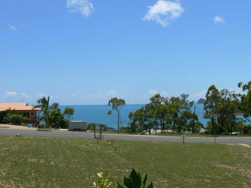 3 Arkhurst Rd, Hideaway Bay QLD 4800