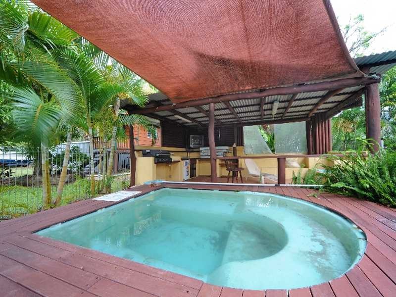 16 Stormvogel Drive, Jubilee Pocket QLD 4802