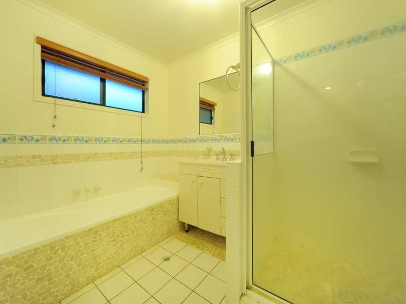 16 Stormvogel Drive, Jubilee Pocket QLD 4802