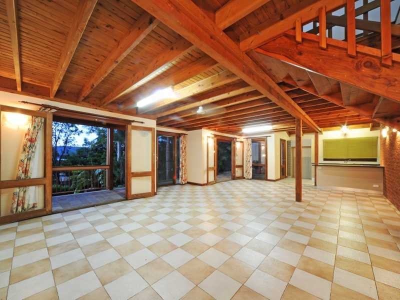 5 Adina Street, Cannonvale QLD 4802