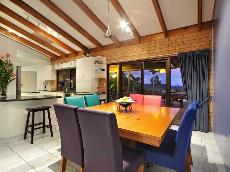 71 Hibiscus Road, Cannonvale QLD 4802