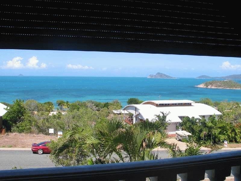 6 Blackcurrent Drive, Hideaway Bay QLD 4800