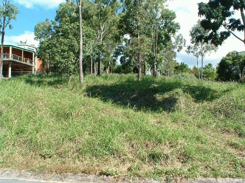 14 Woodwark Crescent, Cannonvale QLD 4802